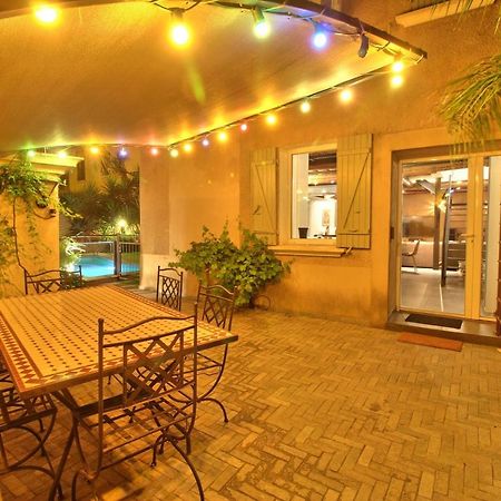 Maison Avec Piscine Et Jardin- 4 Chambres 8 Pers Cuers Esterno foto